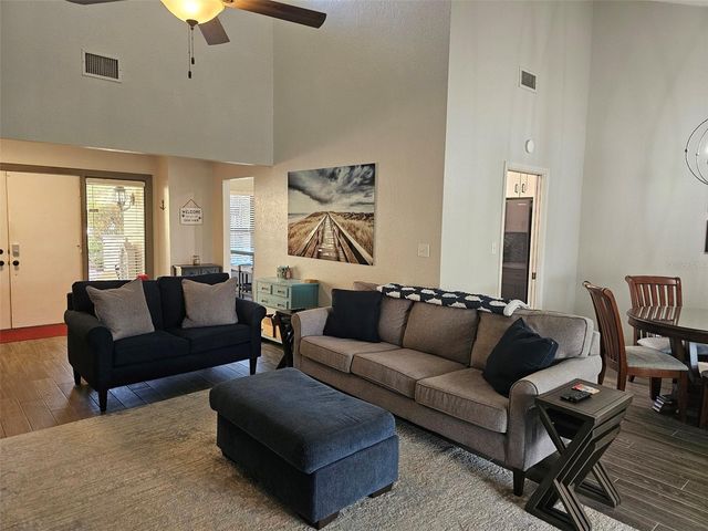 4522 LA JOLLA DRIVE, Bradenton, FL 34210