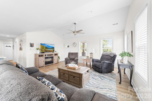 3167 Paul Elmore Road, Lincolnton, NC 28092