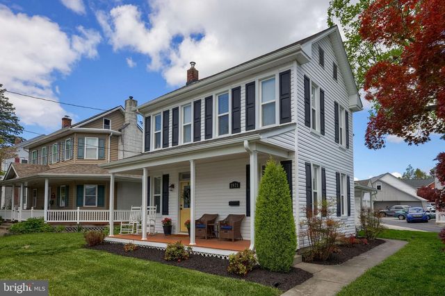 1971 NEW ST, East Petersburg, PA 17520