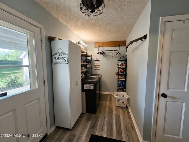 2306 Barrett Street, Southaven, MS 38672