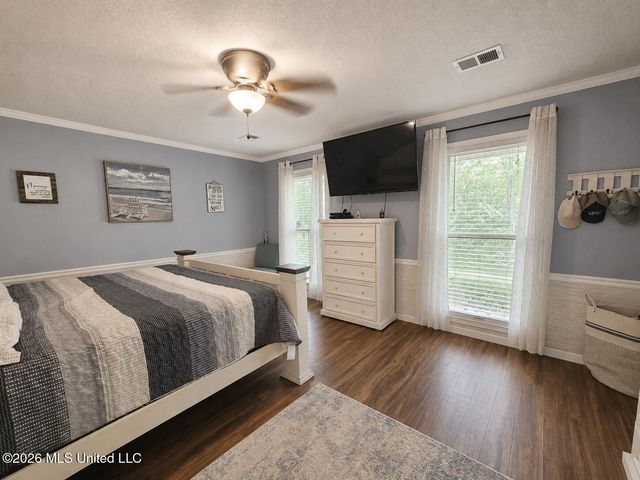 2306 Barrett Street, Southaven, MS 38672