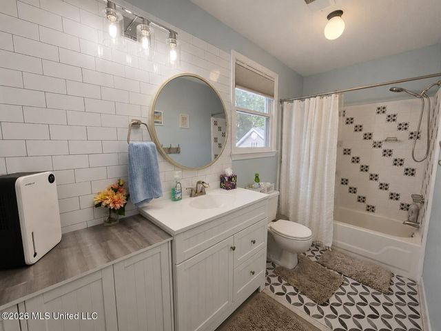 2306 Barrett Street, Southaven, MS 38672
