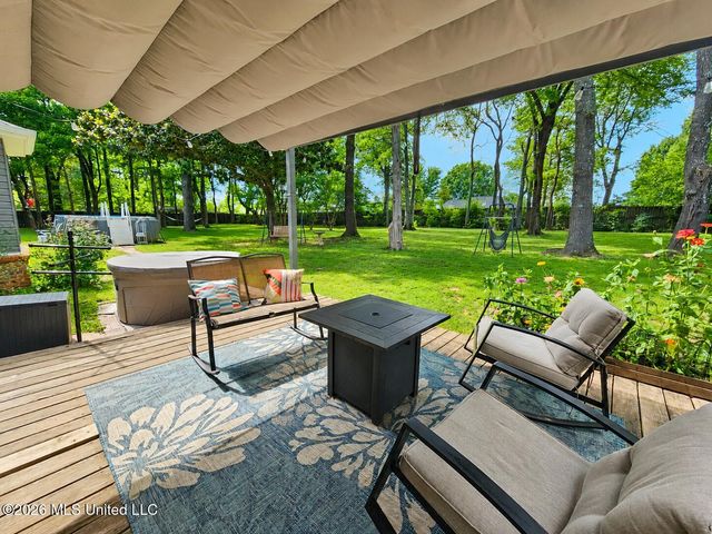 2306 Barrett Street, Southaven, MS 38672