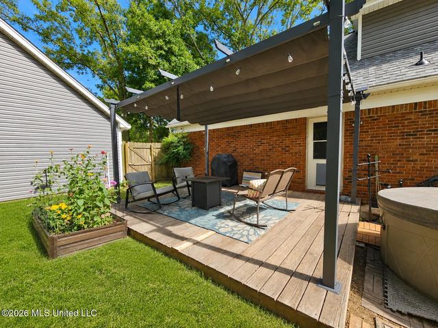 2306 Barrett Street, Southaven, MS 38672
