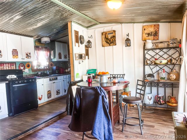 113691 S Douglas Street, Eufaula, OK 74432