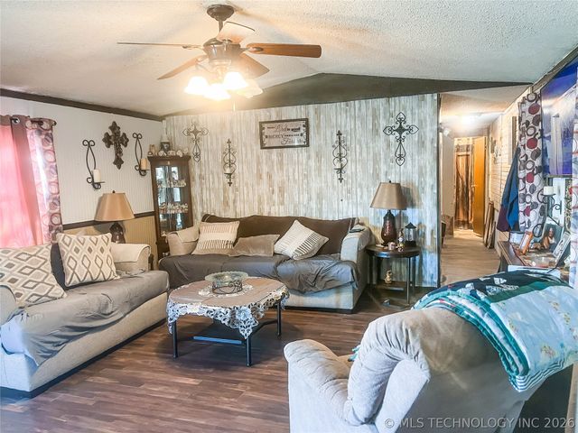 113691 S Douglas Street, Eufaula, OK 74432