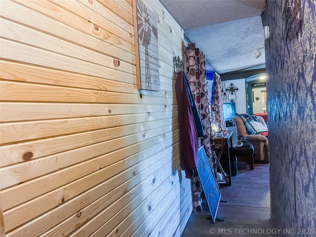 113691 S Douglas Street, Eufaula, OK 74432