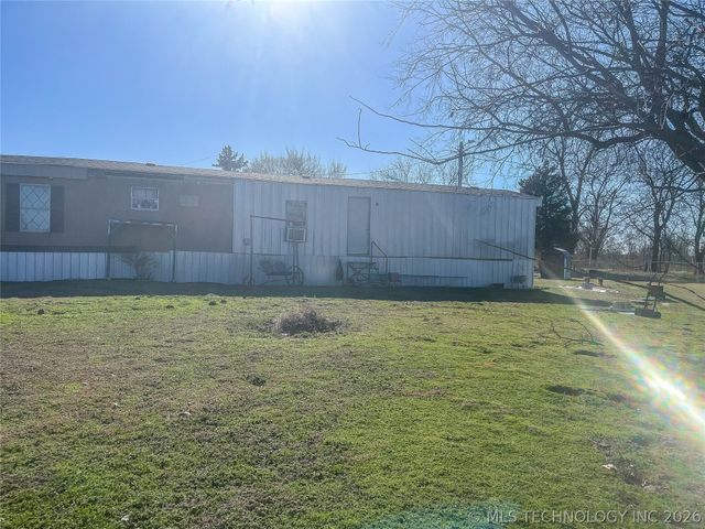 113691 S Douglas Street, Eufaula, OK 74432