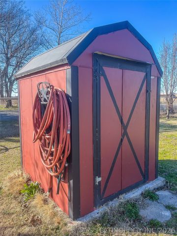 113691 S Douglas Street, Eufaula, OK 74432