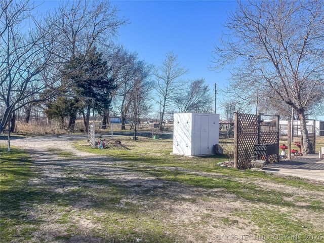 113691 S Douglas Street, Eufaula, OK 74432