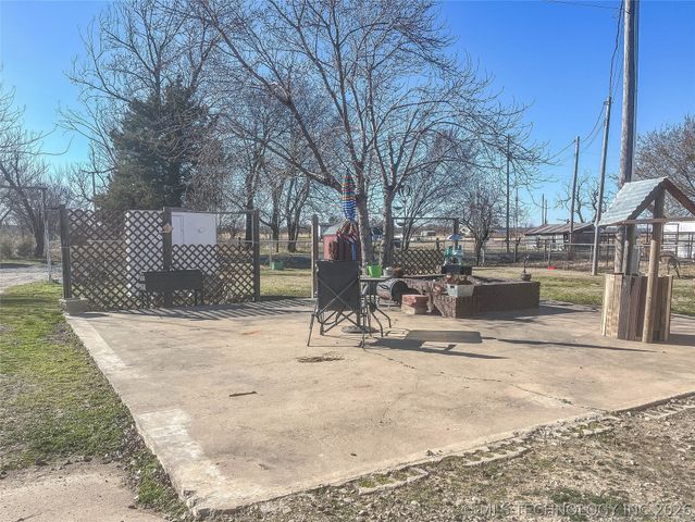 113691 S Douglas Street, Eufaula, OK 74432