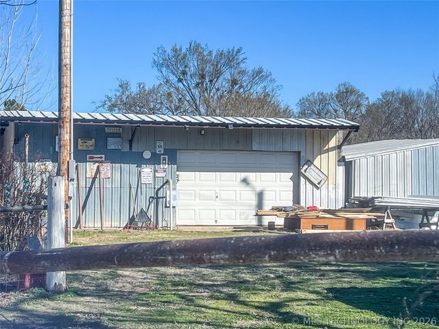 113691 S Douglas Street, Eufaula, OK 74432