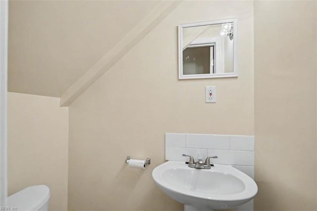 1804 Marshall AVE, Newport News, VA 23607