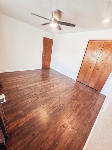 4506 S Rainier Ct, Kennewick, WA 99337