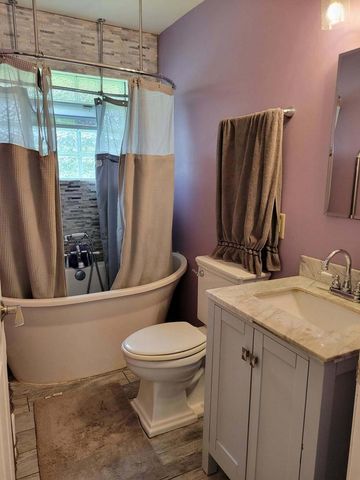 5310 S 115th STREET, Hales Corners, WI 53130
