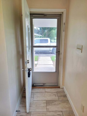 5310 S 115th STREET, Hales Corners, WI 53130