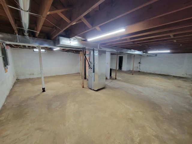 5310 S 115th STREET, Hales Corners, WI 53130