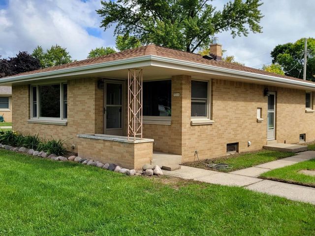 5310 S 115th STREET, Hales Corners, WI 53130