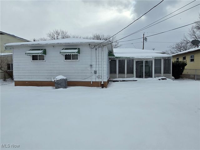 18743 Garden Boulevard, Cleveland, OH 44128