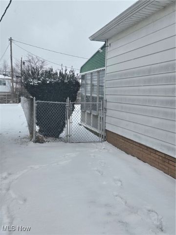 18743 Garden Boulevard, Cleveland, OH 44128