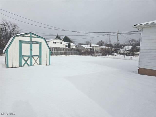 18743 Garden Boulevard, Cleveland, OH 44128