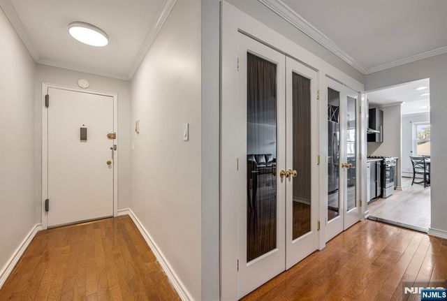 2200 Center Avenue C1, Fort Lee, NJ 07024