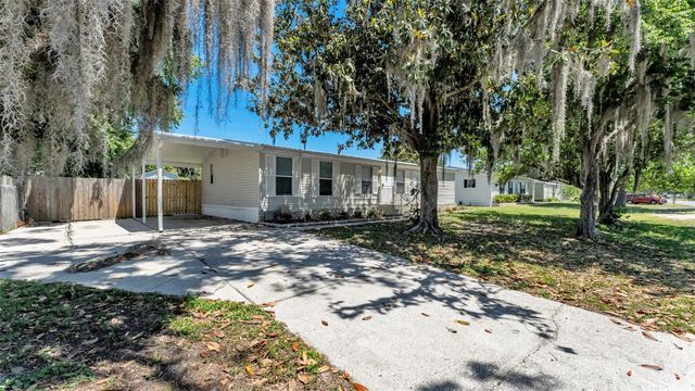 4933 ROLLINGLEN LOOP, Lakeland, FL 33810