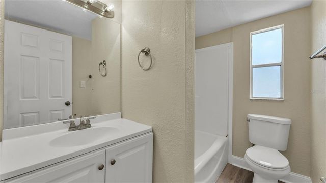 4933 ROLLINGLEN LOOP, Lakeland, FL 33810
