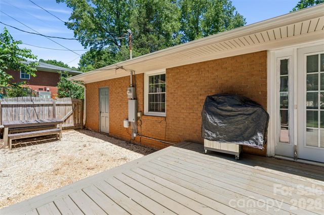 8420 Wilson Woods Drive, Charlotte, NC 28227
