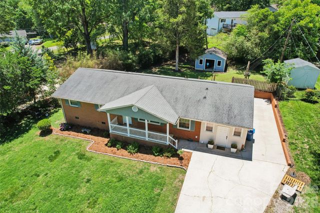 8420 Wilson Woods Drive, Charlotte, NC 28227
