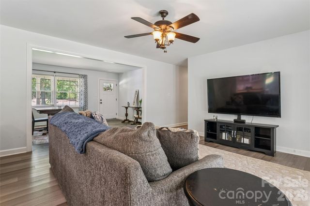 8420 Wilson Woods Drive, Charlotte, NC 28227