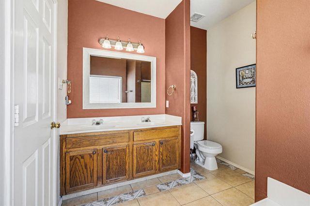 981 Doire Drive, Conroe, TX 77301