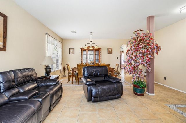 981 Doire Drive, Conroe, TX 77301