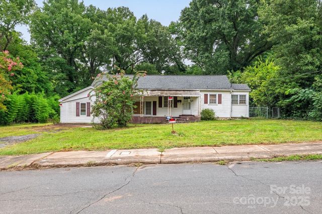 909 Wabash Avenue, Charlotte, NC 28208