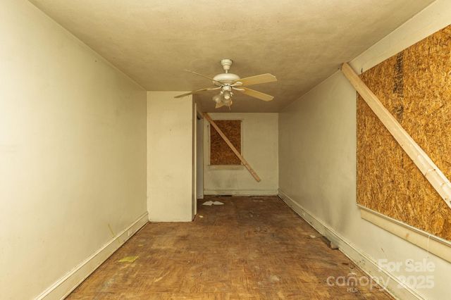 909 Wabash Avenue, Charlotte, NC 28208