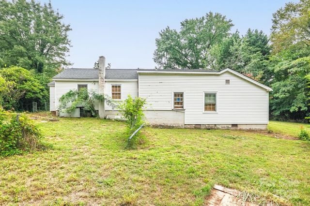 909 Wabash Avenue, Charlotte, NC 28208