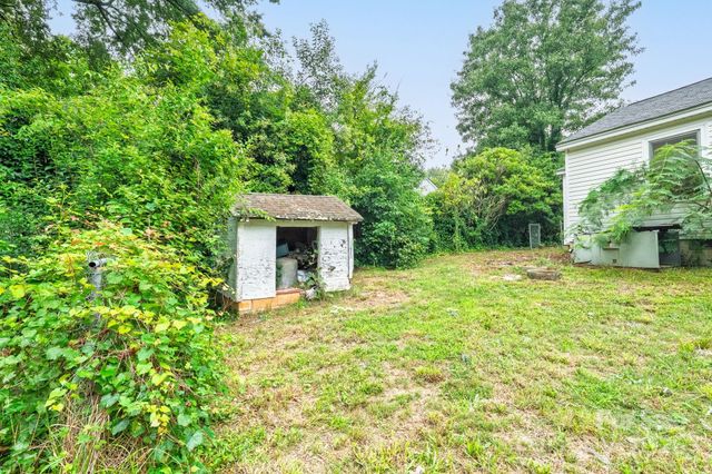 909 Wabash Avenue, Charlotte, NC 28208