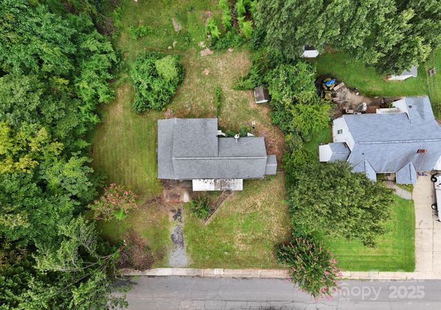 909 Wabash Avenue, Charlotte, NC 28208