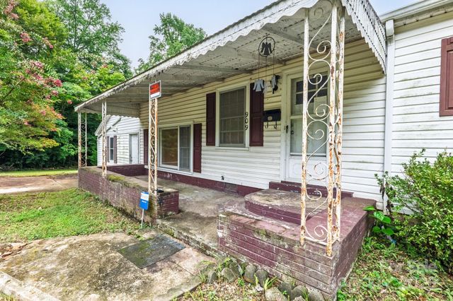 909 Wabash Avenue, Charlotte, NC 28208