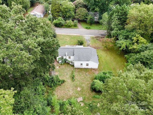 909 Wabash Avenue, Charlotte, NC 28208