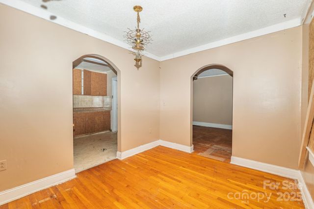 909 Wabash Avenue, Charlotte, NC 28208