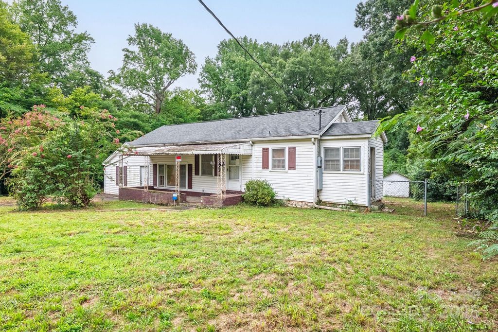909 Wabash Avenue, Charlotte, NC 28208