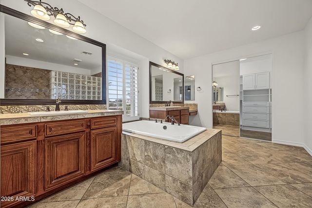 4463 S OREGON Court, Chandler, AZ 85248
