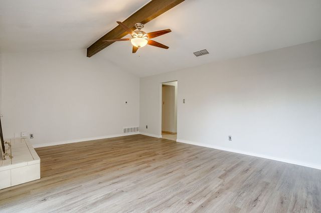 6217 Sunnybrook Drive, Watauga, TX 76148