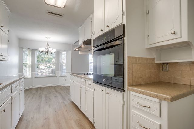 6217 Sunnybrook Drive, Watauga, TX 76148