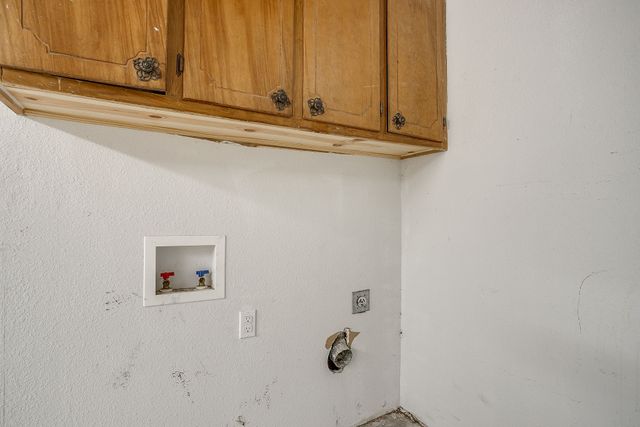 6217 Sunnybrook Drive, Watauga, TX 76148