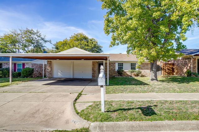 6217 Sunnybrook Drive, Watauga, TX 76148