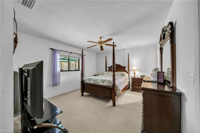 312 NE 17th AVE, Cape Coral, FL 33909