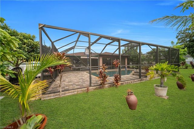 312 NE 17th AVE, Cape Coral, FL 33909
