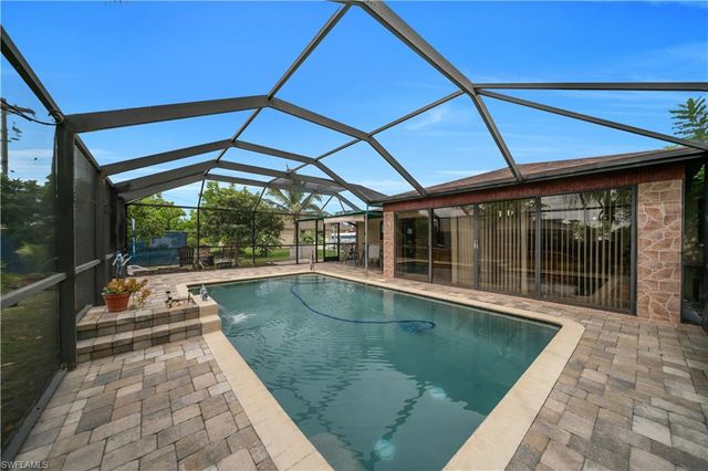 312 NE 17th AVE, Cape Coral, FL 33909